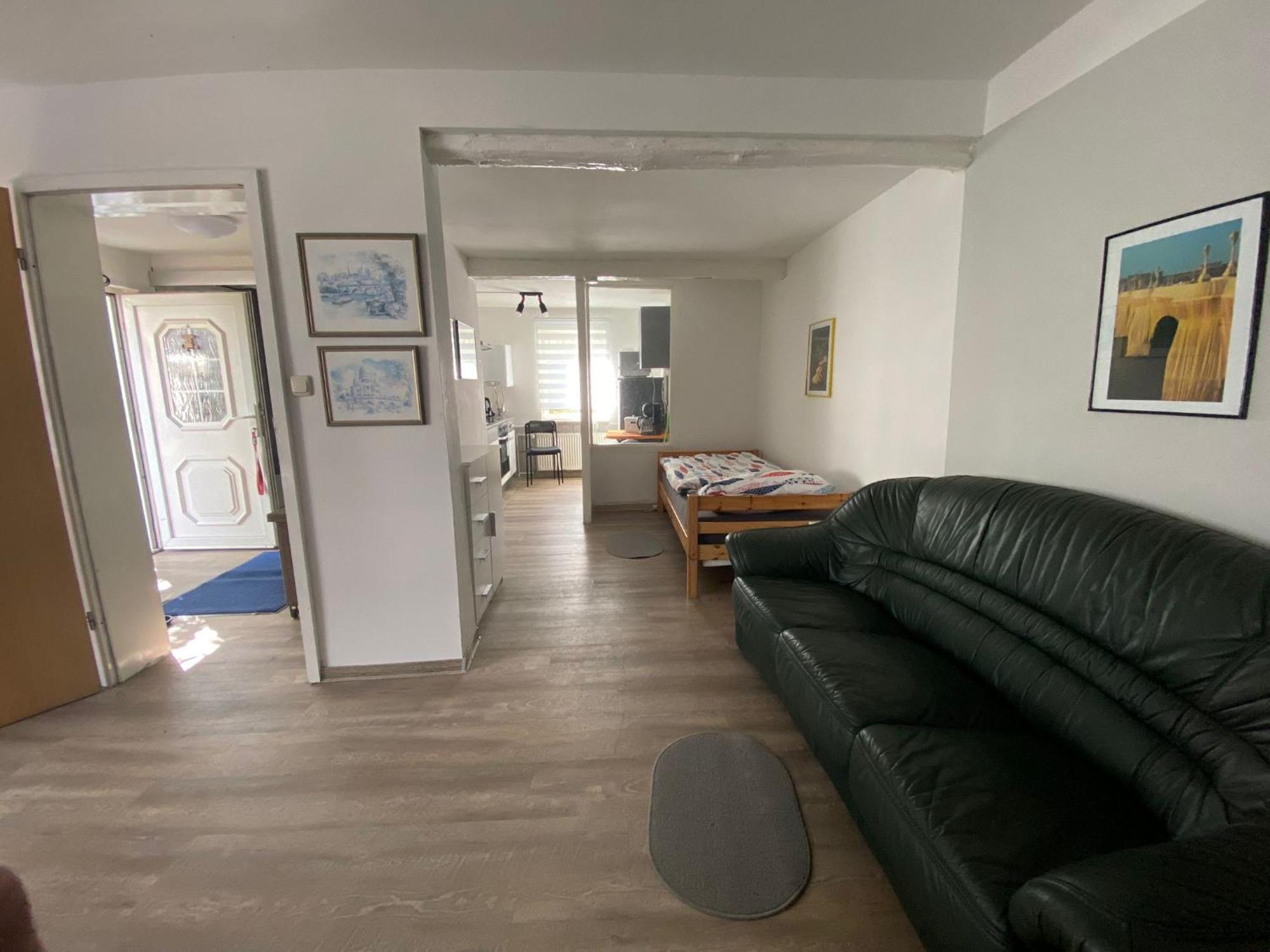 Ferienwohnung Mit Separatem Eingang Und Parkplatz, Ideal Fuer Handwerker Und Geschaeftsreisende Дорф-Мекленбург Экстерьер фото
