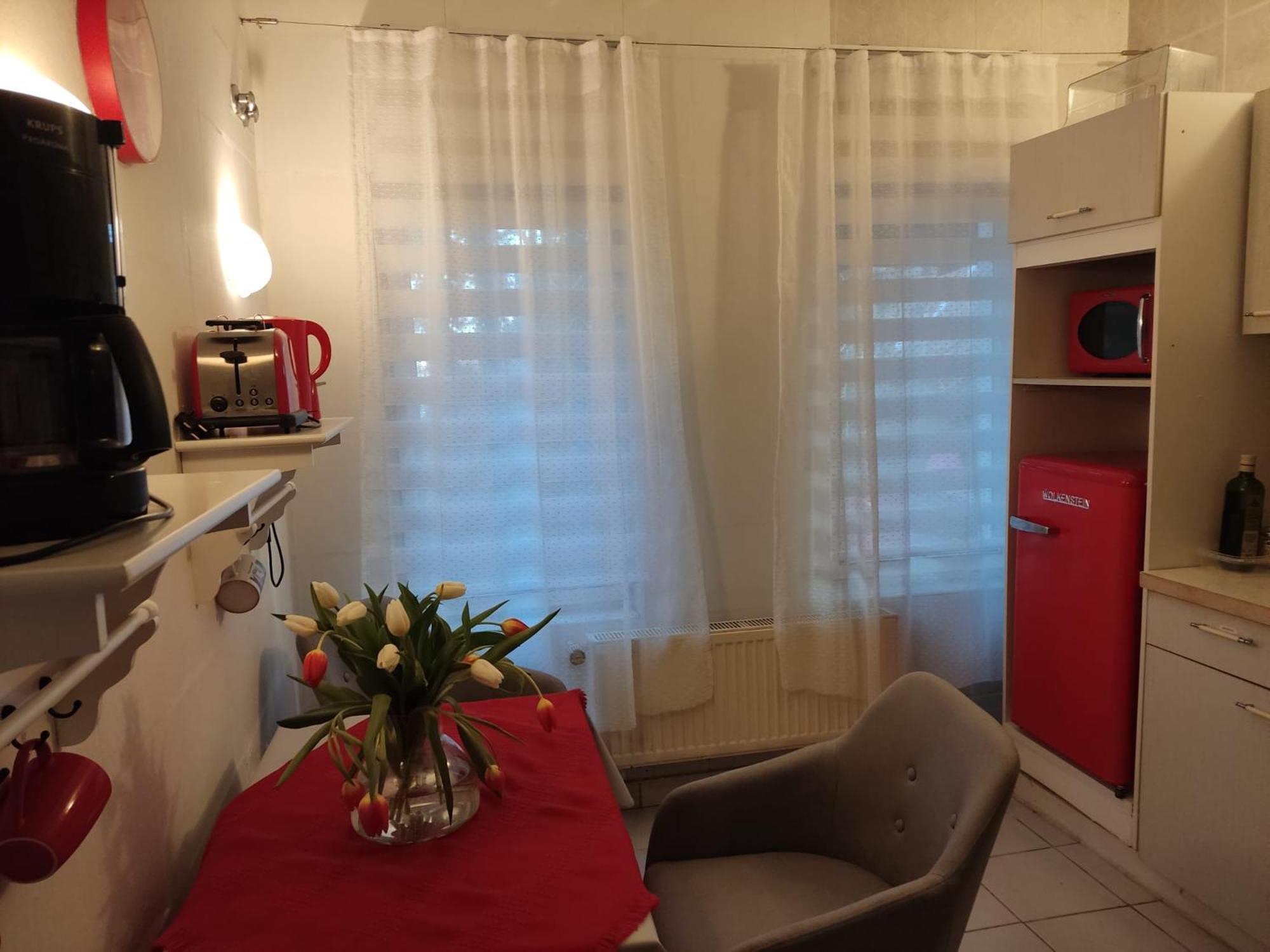 Ferienwohnung Mit Separatem Eingang Und Parkplatz, Ideal Fuer Handwerker Und Geschaeftsreisende Дорф-Мекленбург Экстерьер фото